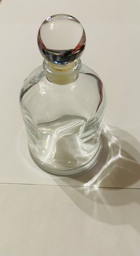 Flacon vide parfum - , serge