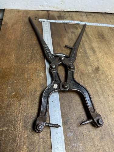 Old tool outil ancien - old,