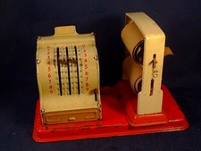 Ancien jouet tôle miniature