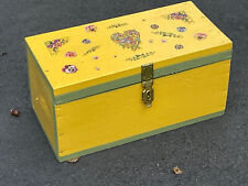 Coffre Malle En Bois peint brut 48,5 x 24 x 24 cm - Boite De Rangement