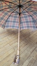 ancien parapluie bois sculpté