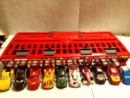 Lanceur disney pixar - disney, cars