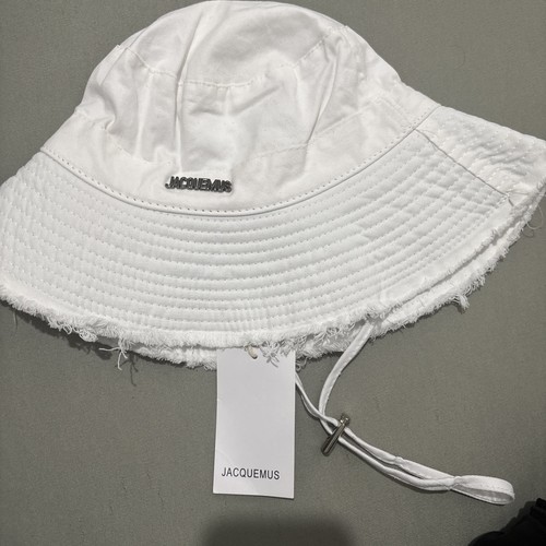 Bob jacquemus - bob,