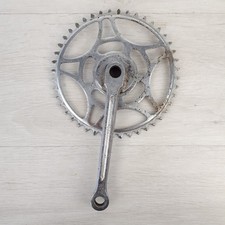 Pédalier en acier à