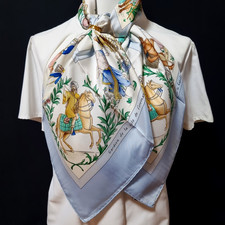 RARE VINTAGE HERMES Soie Scarf