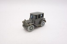 Parade Kinder Vintage 1992 / 1993 Motorized Friction Mountable Car