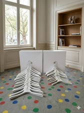 Lot de 25 Cintres de Luxe