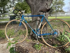 Vintage 1970 Peugeot UO-8 10