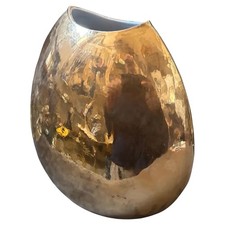 Vase En Porcelaine Dorée