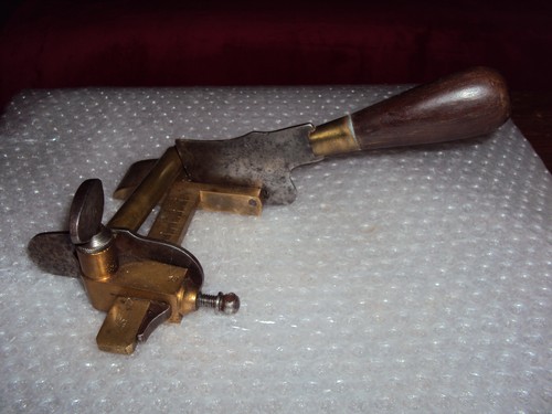 Objet outil ancien couteau - ancien,