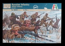 1 grappe de figurines au 1/72