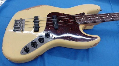 Fender mexico deluxe active - [fender, mexico]