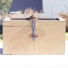 Art populaire ancien panier à pique-nique garde-manger en bois