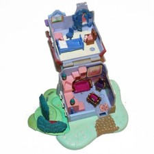 Vintage 1995 Disney Bluebird Cinderella Castle Polly Pocket