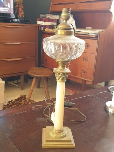 Lampe petrole ancienne - lampe,