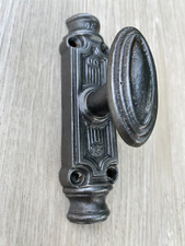 Ancienne crémone de fenetre,en fonte pour tige D14, estampillée .