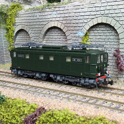 Locomotive électrique 4200 - bb,