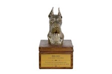 Dogue allemand urne - dogue, brune