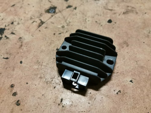 Regulateur piaggio x9 - -,