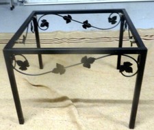 TABLE D'APPOINT en fer forgé