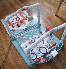 Tapis d'éveil fisher price