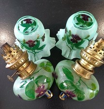 Magnifique lampe à pétrole