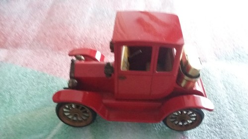 Ancienne voiture ford porte - ,