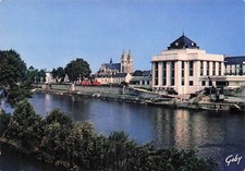 37 TOURS LA BIBLIOTHEQUE LA