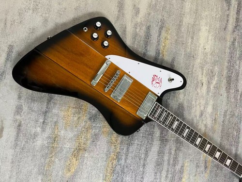 Guitare électrique manche en - manche,
