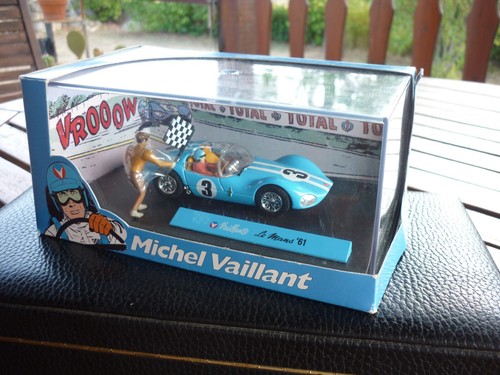Voiture course michel - voiture,