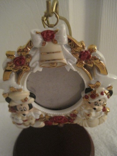 Disney victorian xmas picture - victorian,