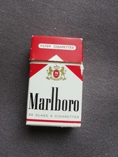 Boîte vide des allumettes en