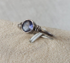 Ancienne bague, pierre bleue, en métal argenté