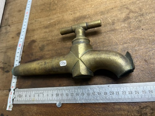 Robinet tonneau vin ou - de, a