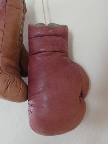 Beaux gants boxe anciens en - beaux,