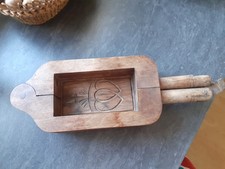 ANCIEN MOULE A BEURRE  BOIS