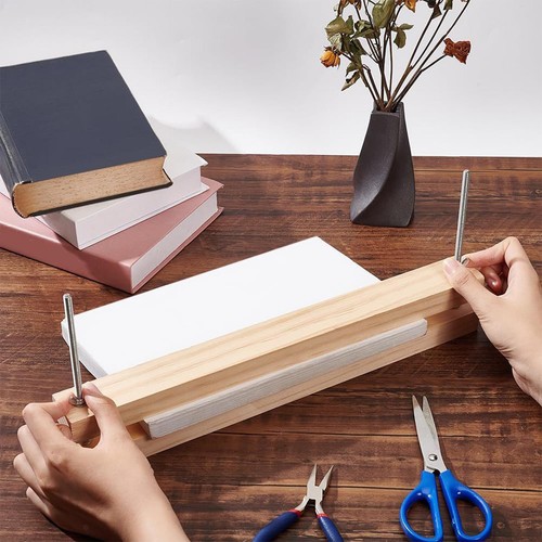 Presse livres bois - en,
