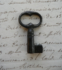 Ancienne Petite CLE fer forgé pour Coffret, Boite à Bijoux XIXe NAPOLEON III