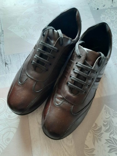 Derbies marron foncé