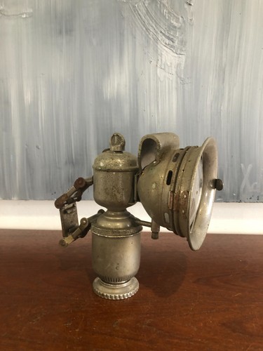 Ancienne lampe carbure moto - lampe, a