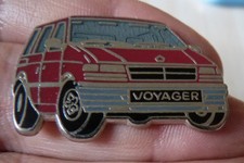 PIN'S VOITURE CHRYSLER VOYAGEUR ZAMAC BALLARD