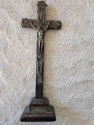 Crucifix autel calvaire - crucifix, ou