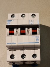 Disjoncteur GE VYNCKIER