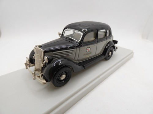 Ford 1935 touring sedan - touring,