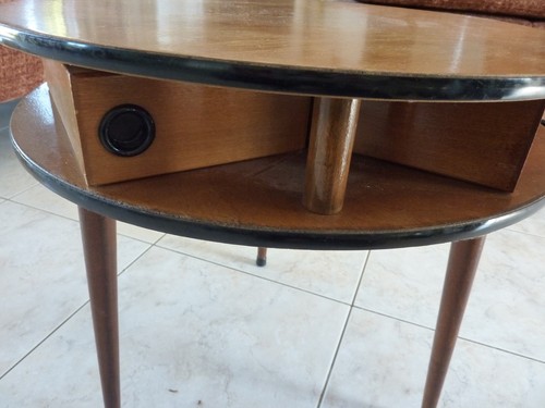 Table basse tripode vintage - table,