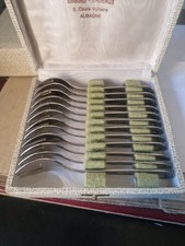 12 FOURCHETTES A DESSERT EN