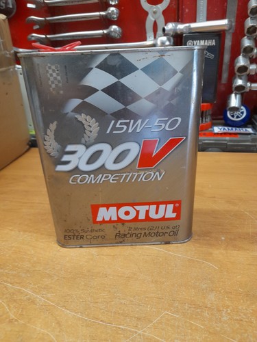 Ancien bidon huile vide motul - ancien,
