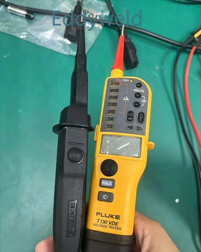 Fluke t130 two pole - two-pole, voltage