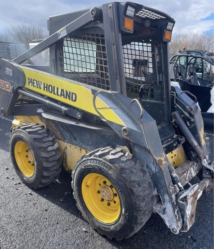 New holland skidsteer bradco - ,
