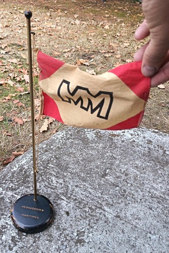 Ancien drapeau pavillon